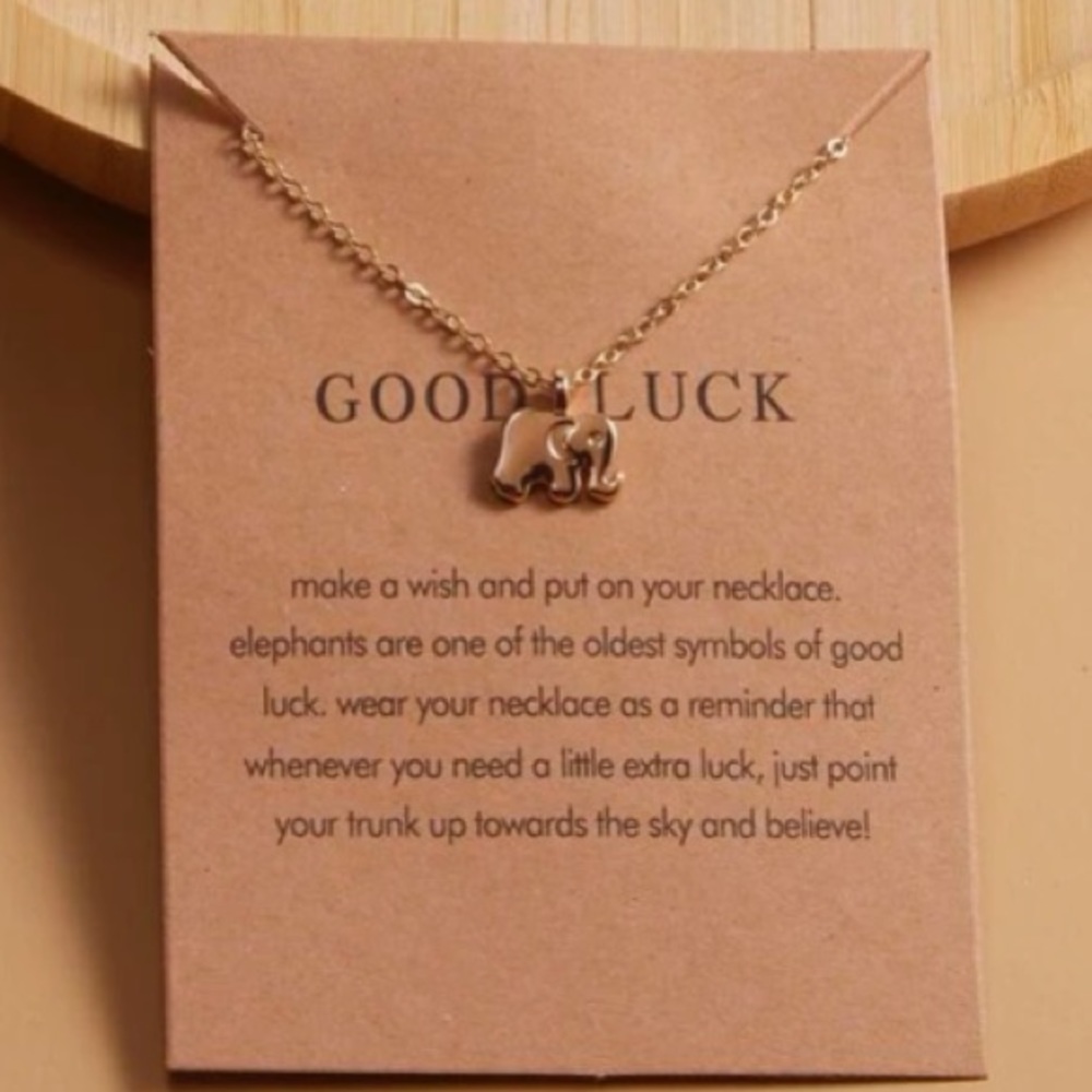 ❄️3/$15❄️ 
Golden Elephant Pendant Necklace w/Wish Gift Card